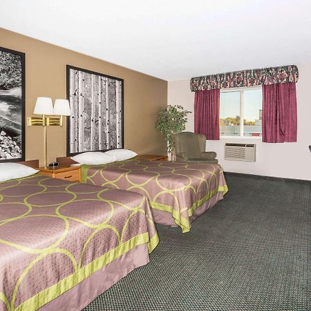 Super 8 by Wyndham Ft. Morgan Hotel Fort Morgan Bagian luar foto