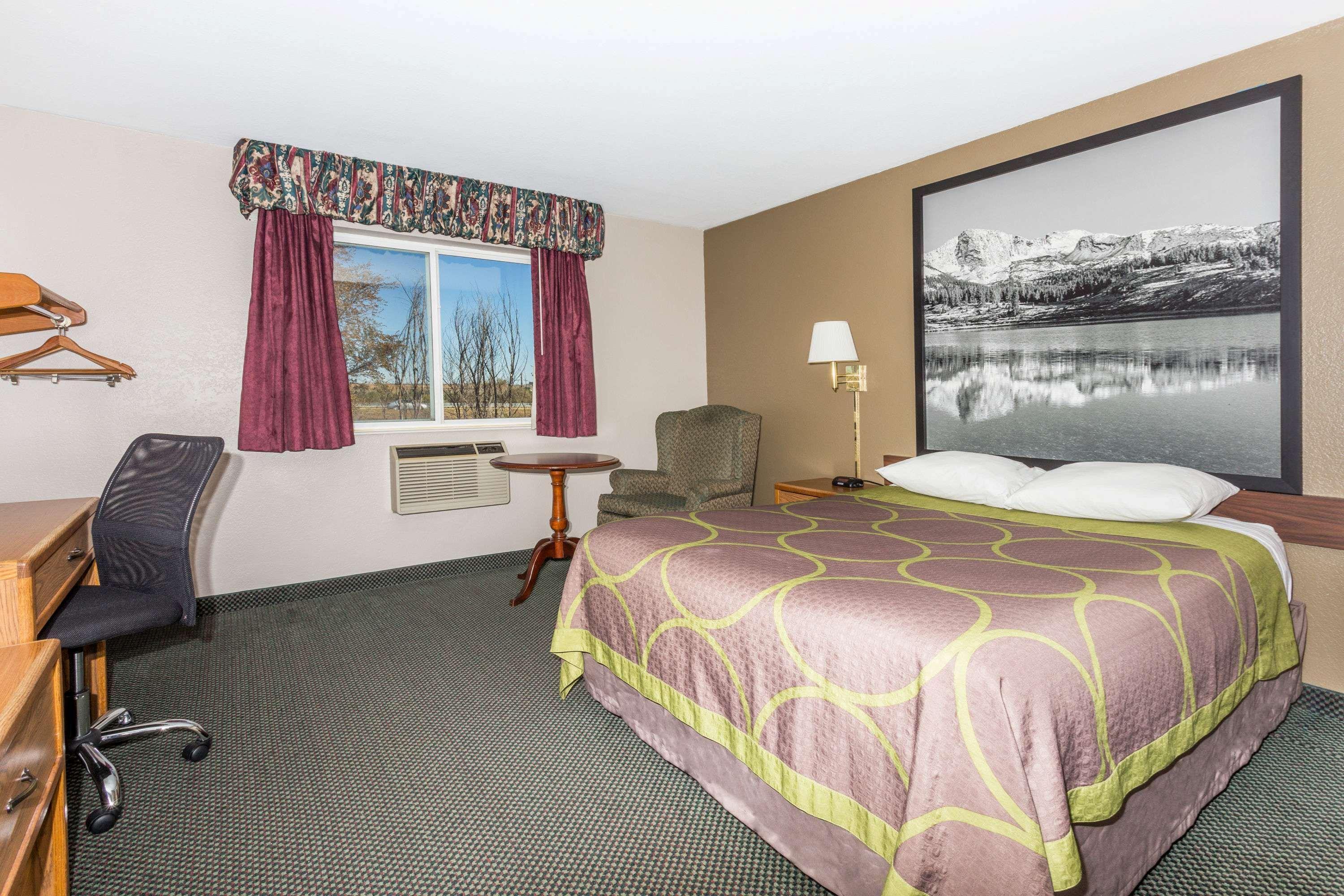 Super 8 by Wyndham Ft. Morgan Hotel Fort Morgan Bagian luar foto